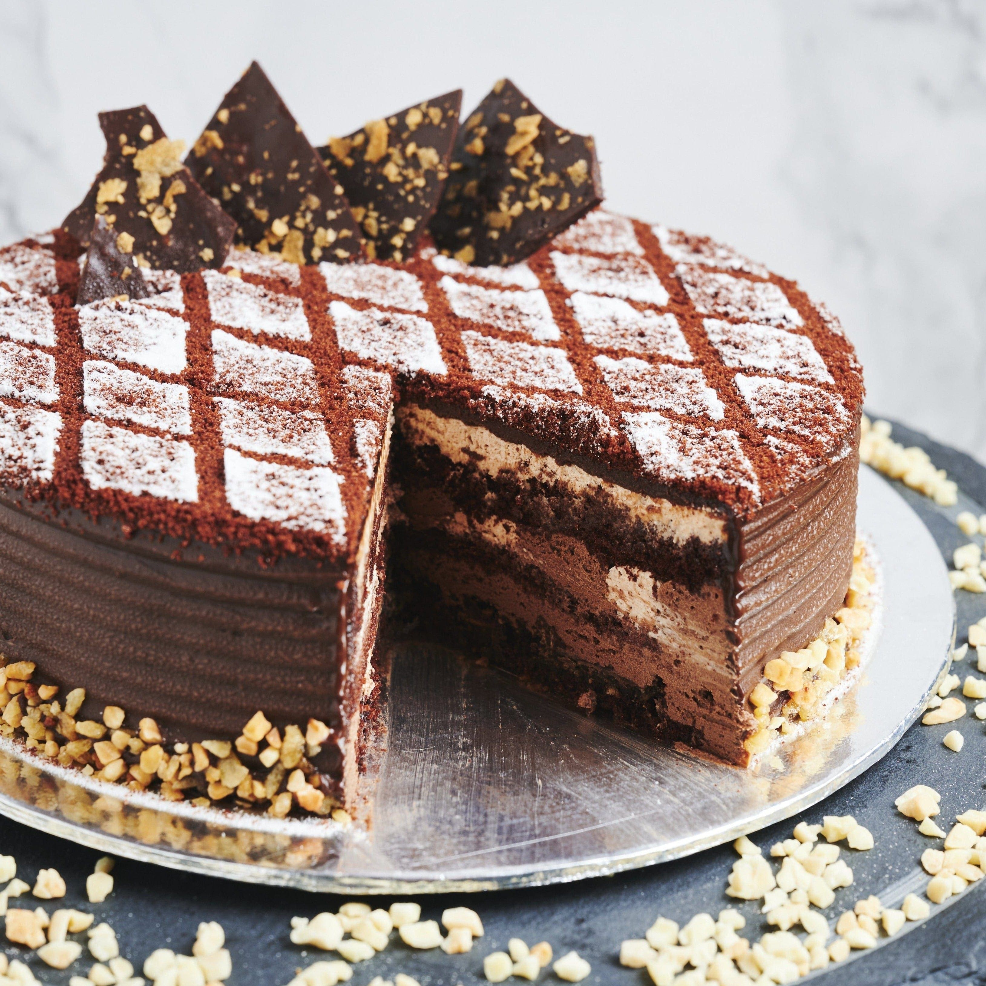 Chocolate Hazelnut Crunch Cake Eggless - Image 4